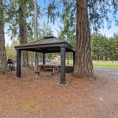 The Entire Property At Mount Walker Inn Quilcene Exterior photo